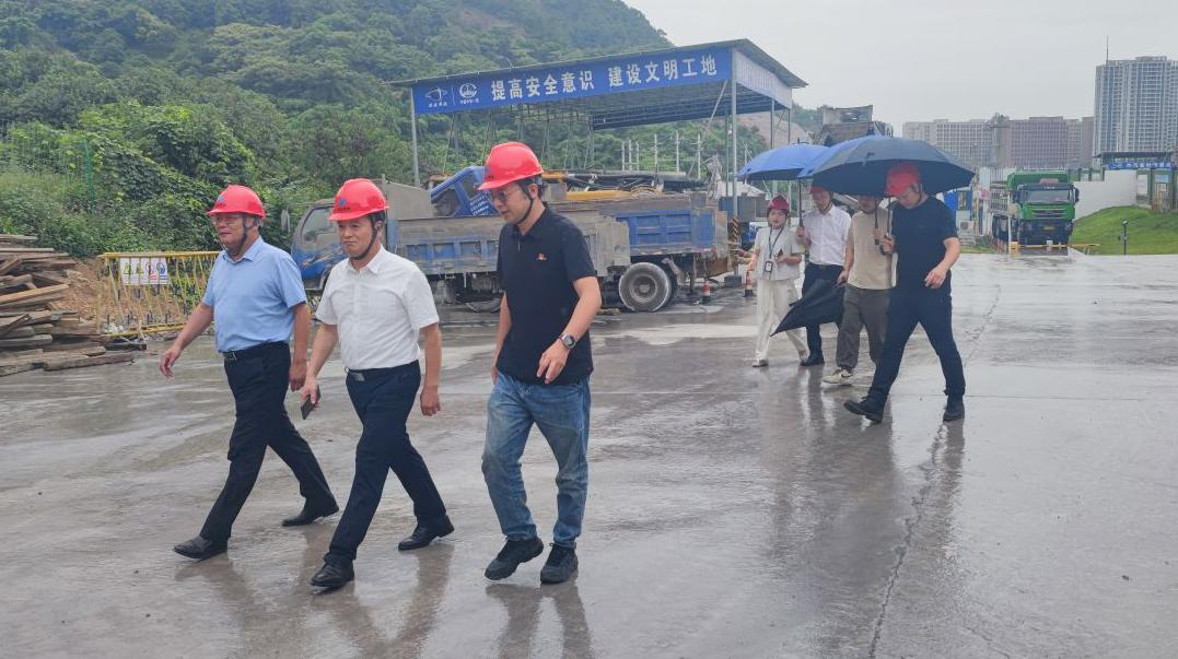 以風雨為令 筑牢安全防線——市應急管理局副局長朱今飛赴甌海開展臺風“貝碧嘉”防御專項檢查